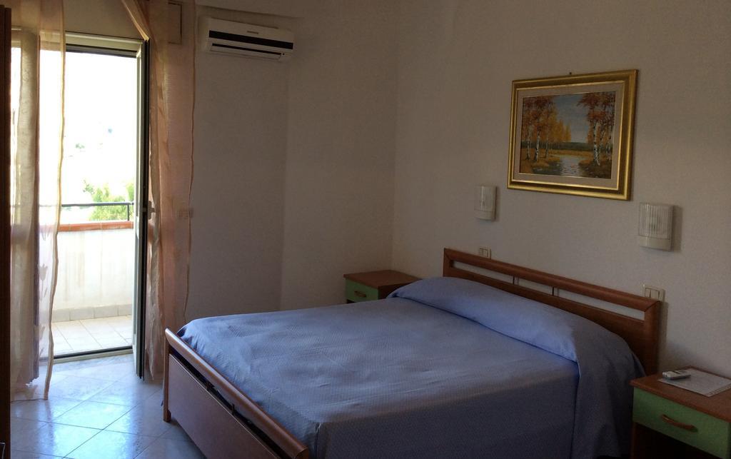 Hotel Eden Perdifumo Bagian luar foto