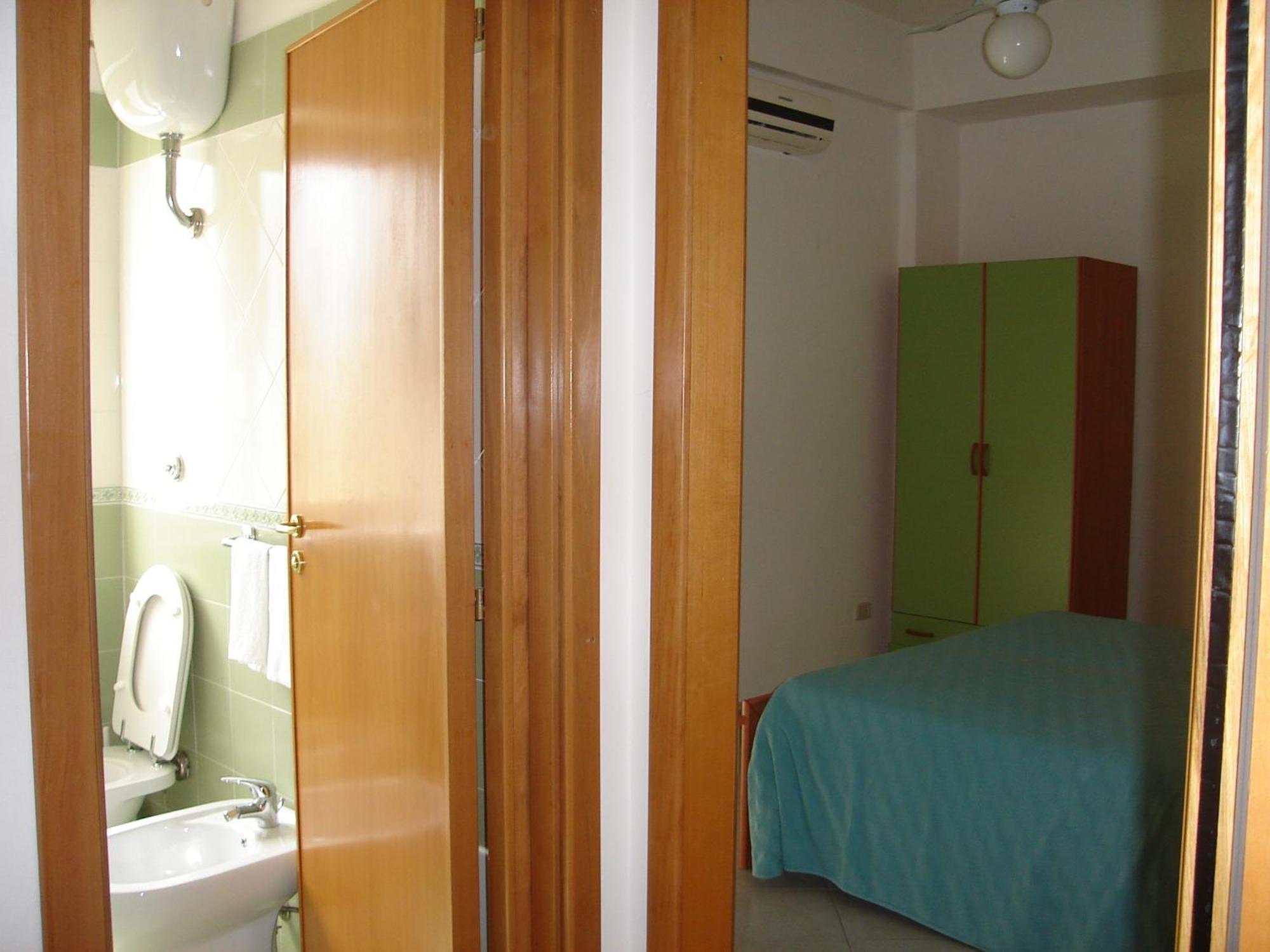 Hotel Eden Perdifumo Bagian luar foto