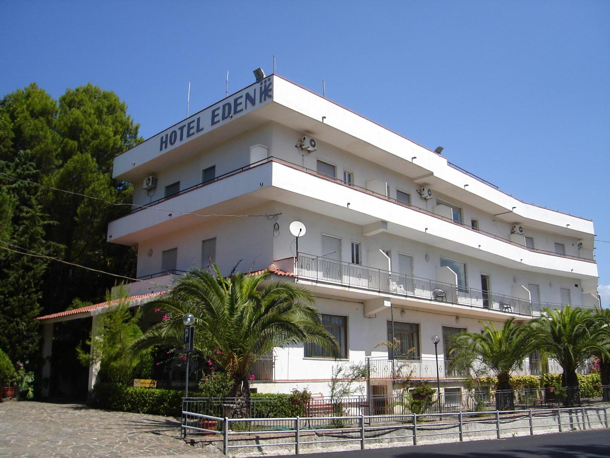 Hotel Eden Perdifumo Bagian luar foto