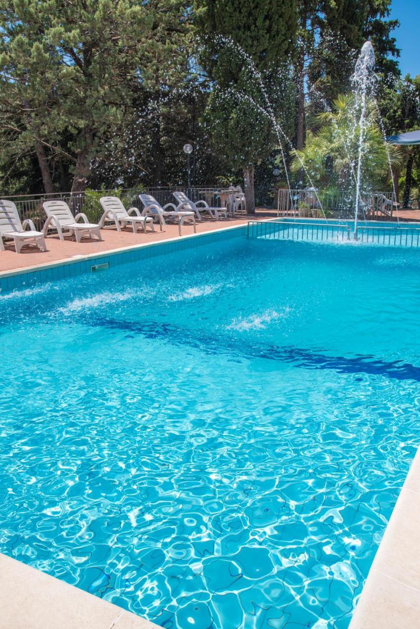 Hotel Eden Perdifumo Bagian luar foto