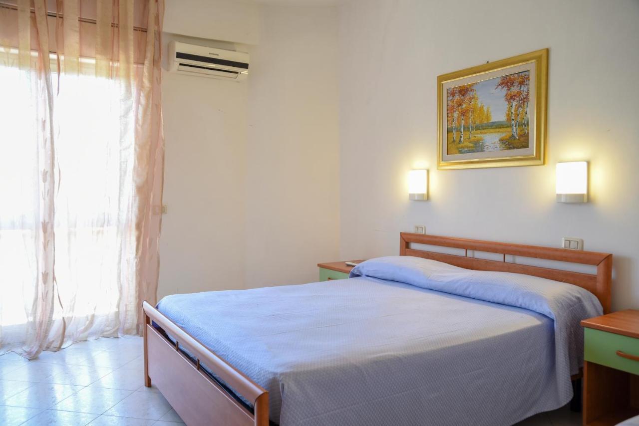 Hotel Eden Perdifumo Bagian luar foto