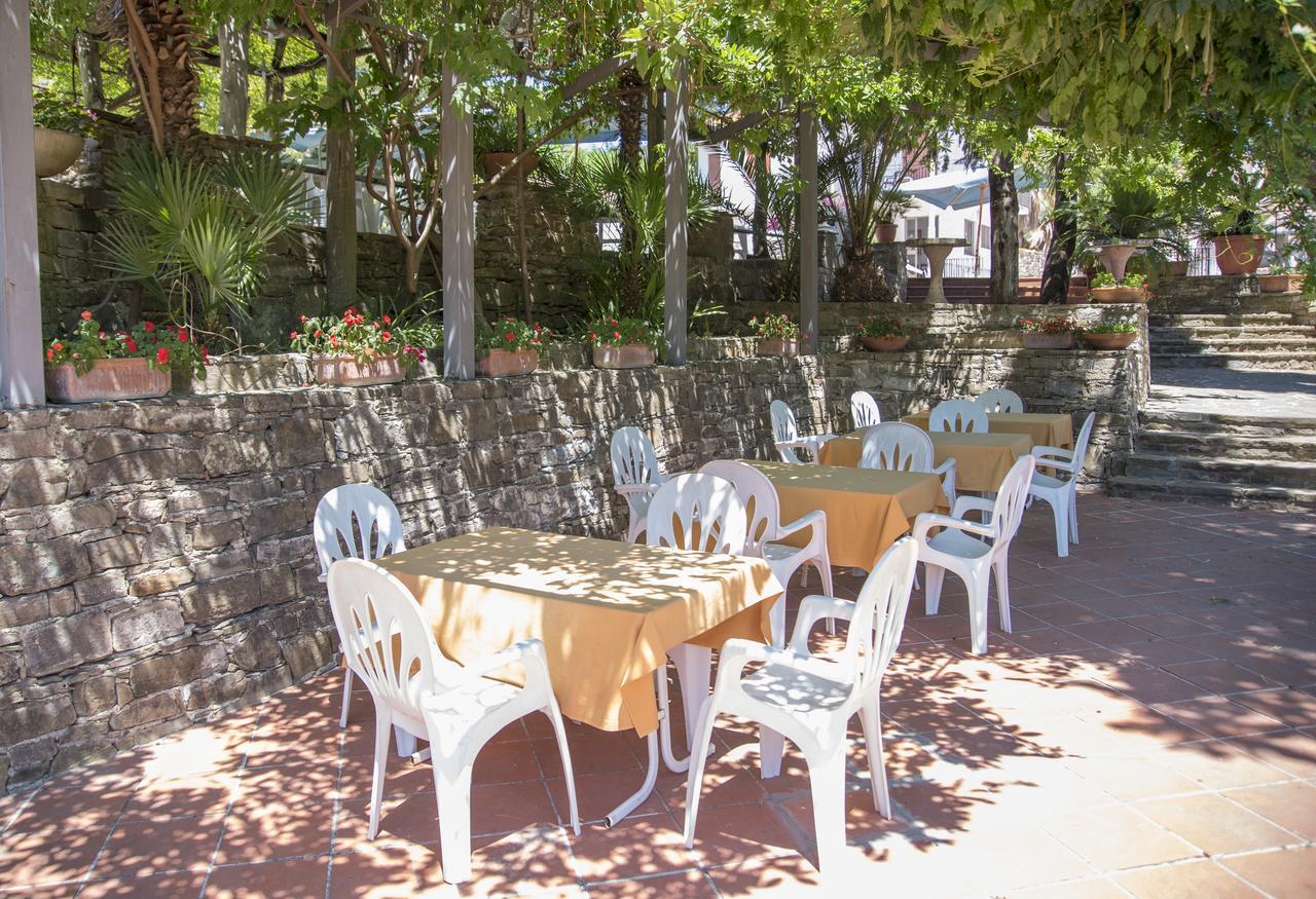Hotel Eden Perdifumo Bagian luar foto