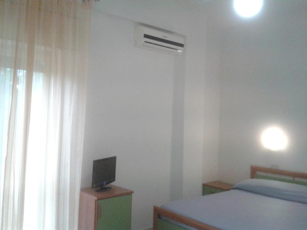 Hotel Eden Perdifumo Ruang foto